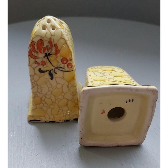 Royal Winton Yellow Pebbles 1430 Salt & Pepper Shakers Set 1930s - Picture 7 of 8